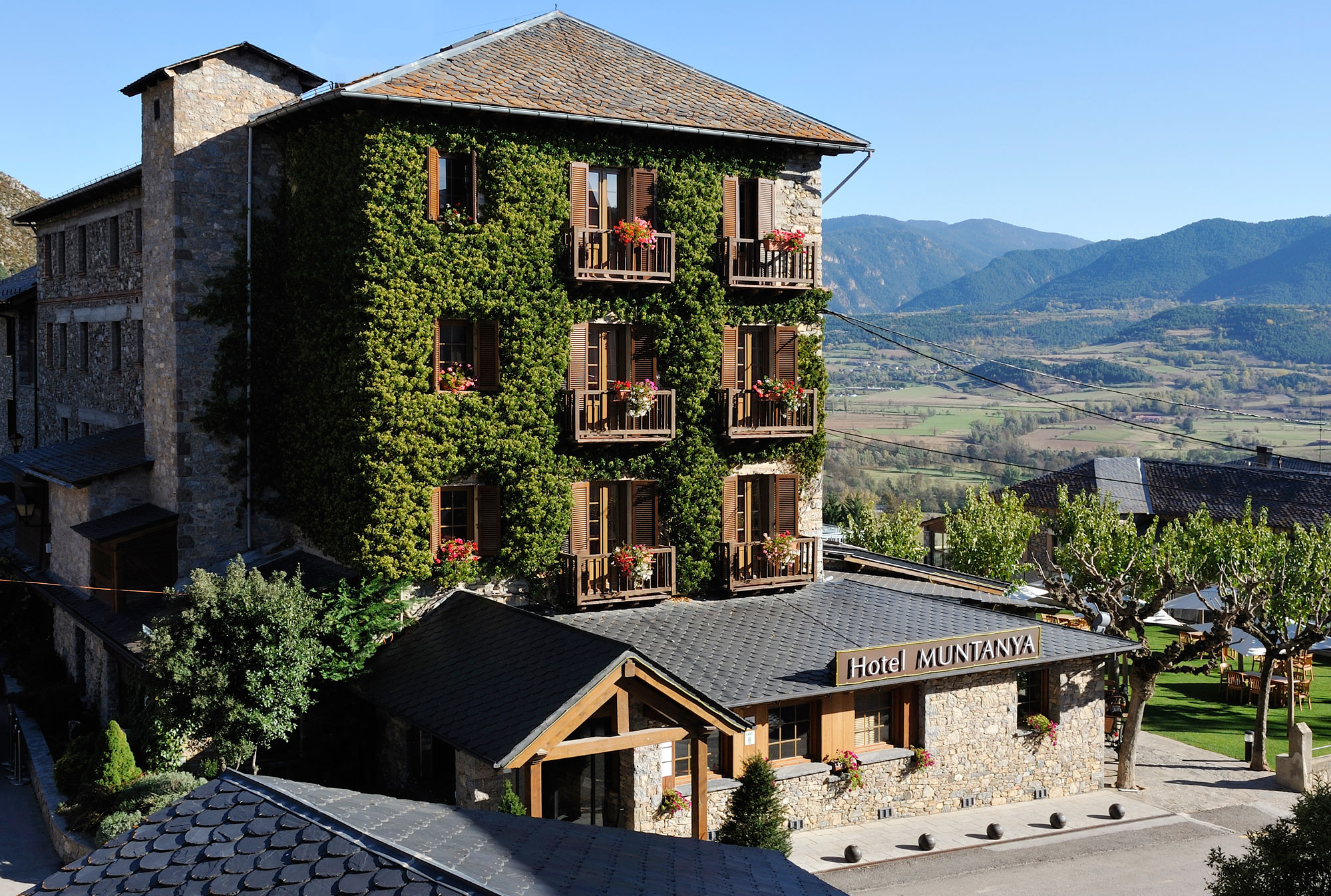 Façana Hotel Muntanya - Cerdanya EcoResort Pirineus
